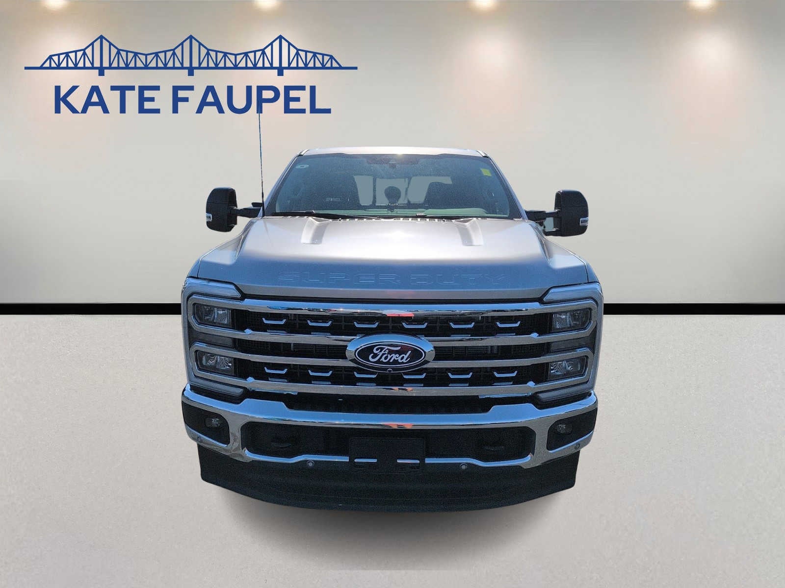 2027 Ford Super Duty F-350 SRW LARIAT