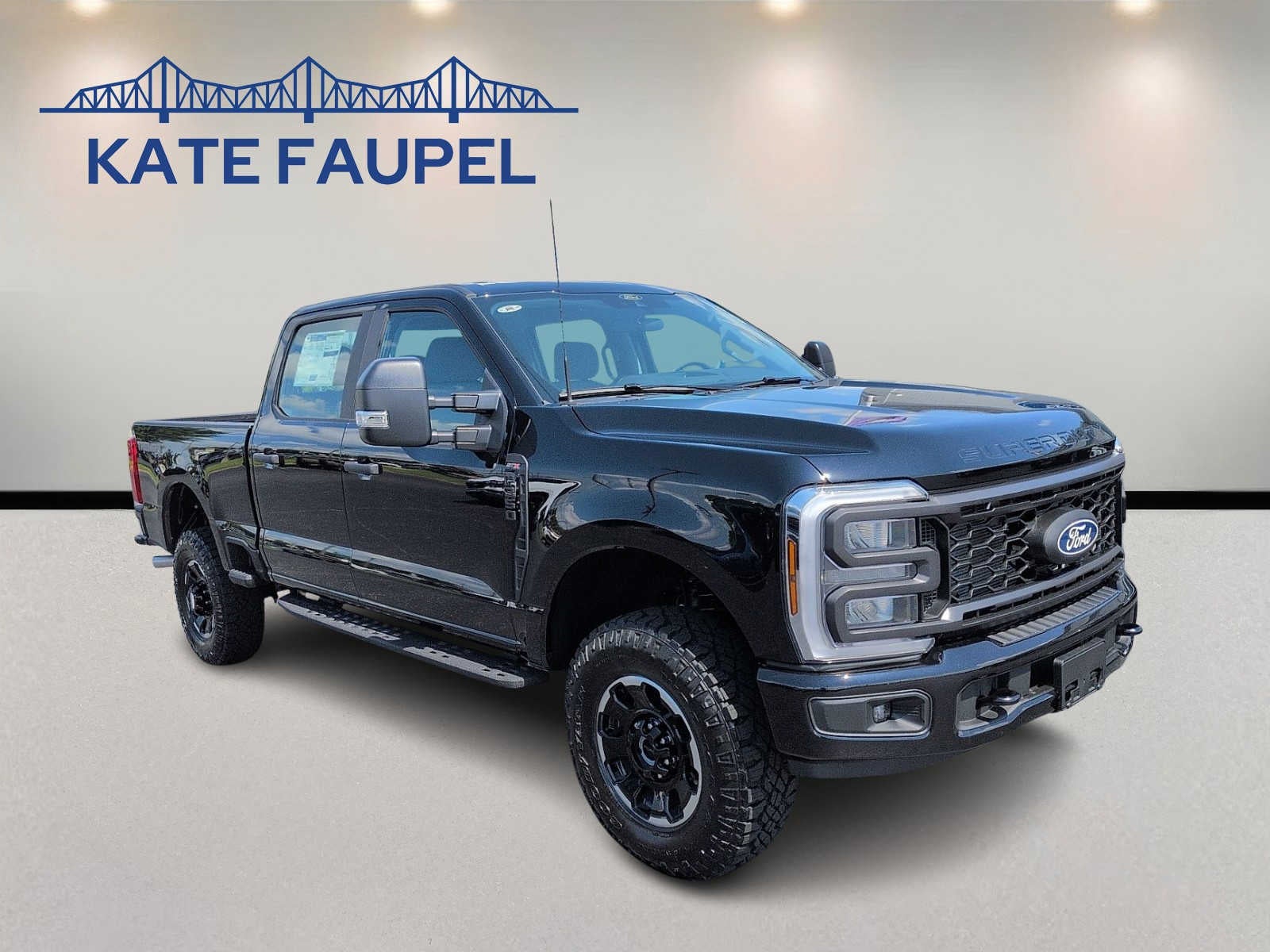 2027 Ford Super Duty F-350 SRW F-350® XL