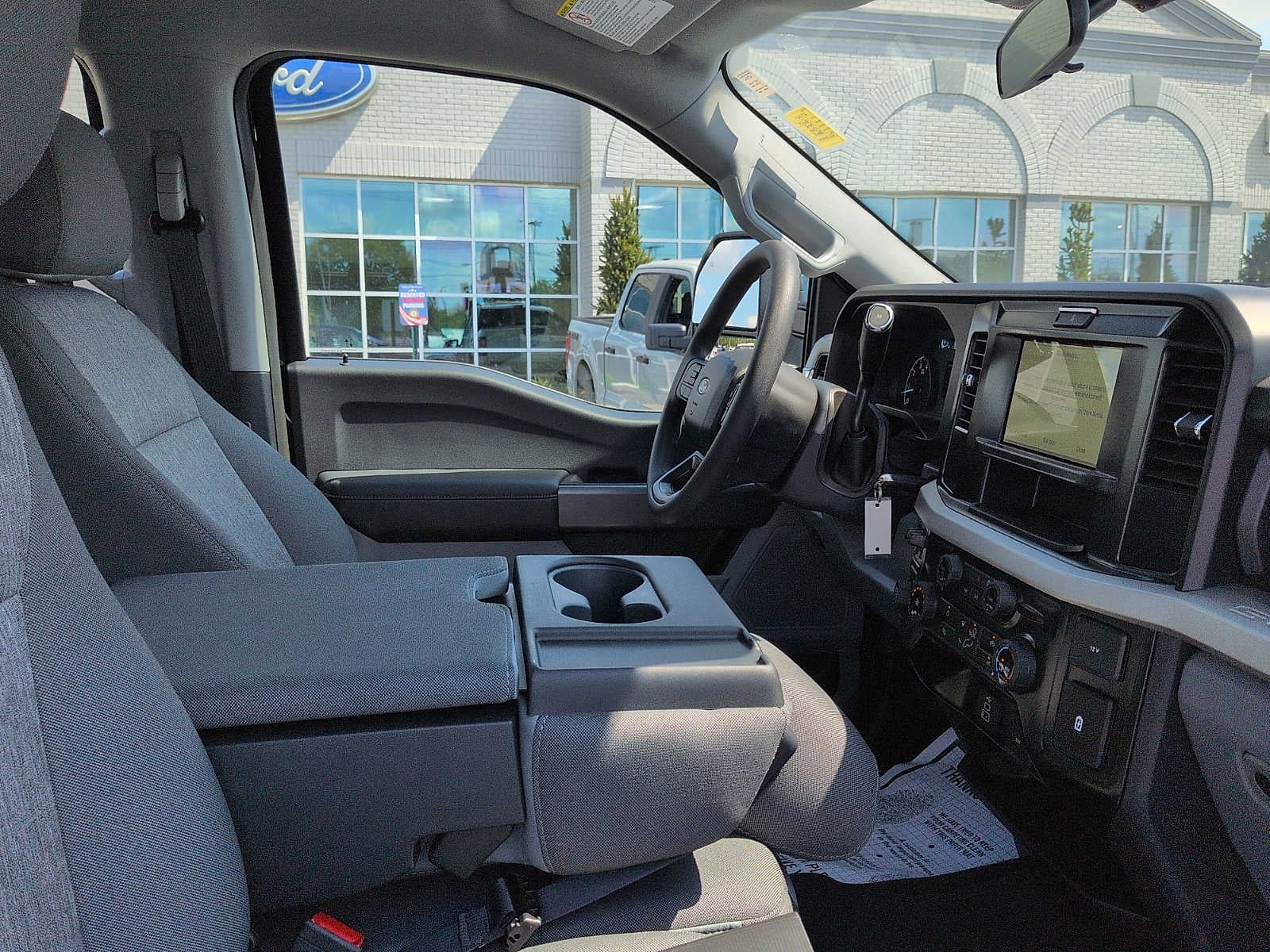 2027 Ford Super Duty F-350 SRW F-350® XL