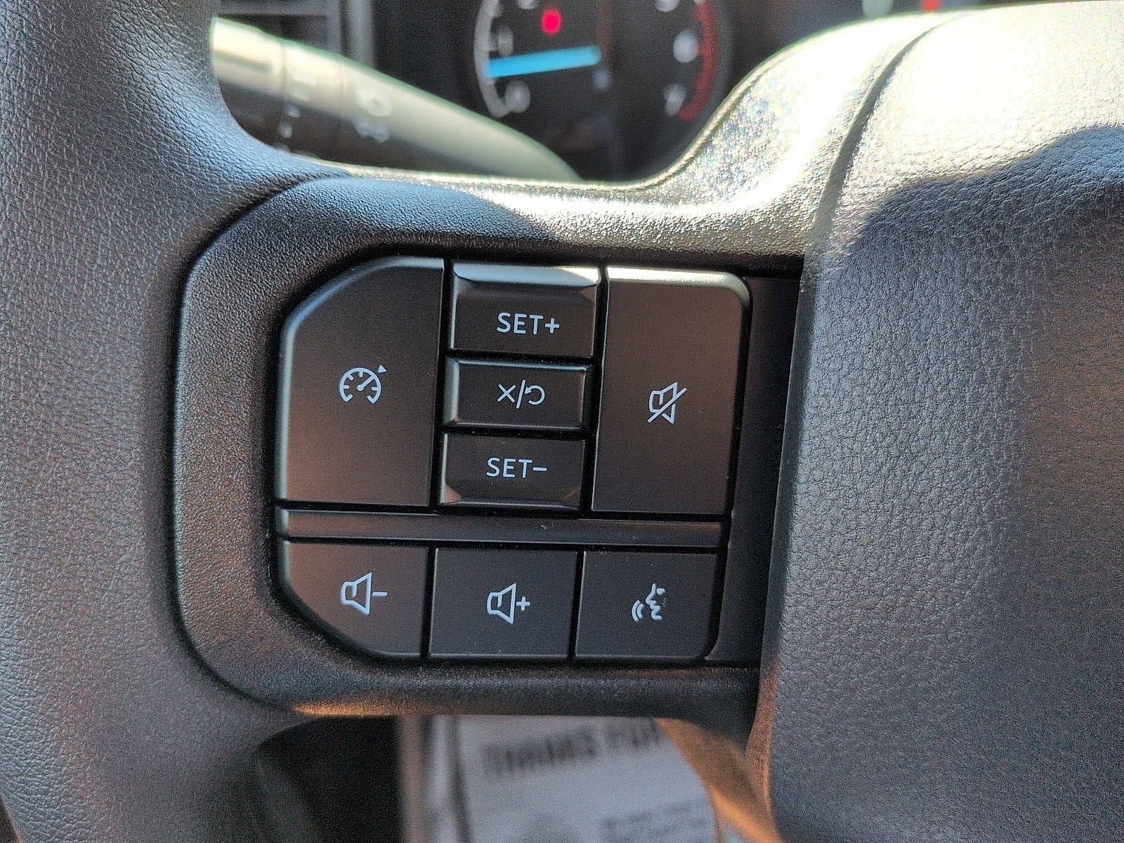2027 Ford Super Duty F-350 SRW F-350® XL