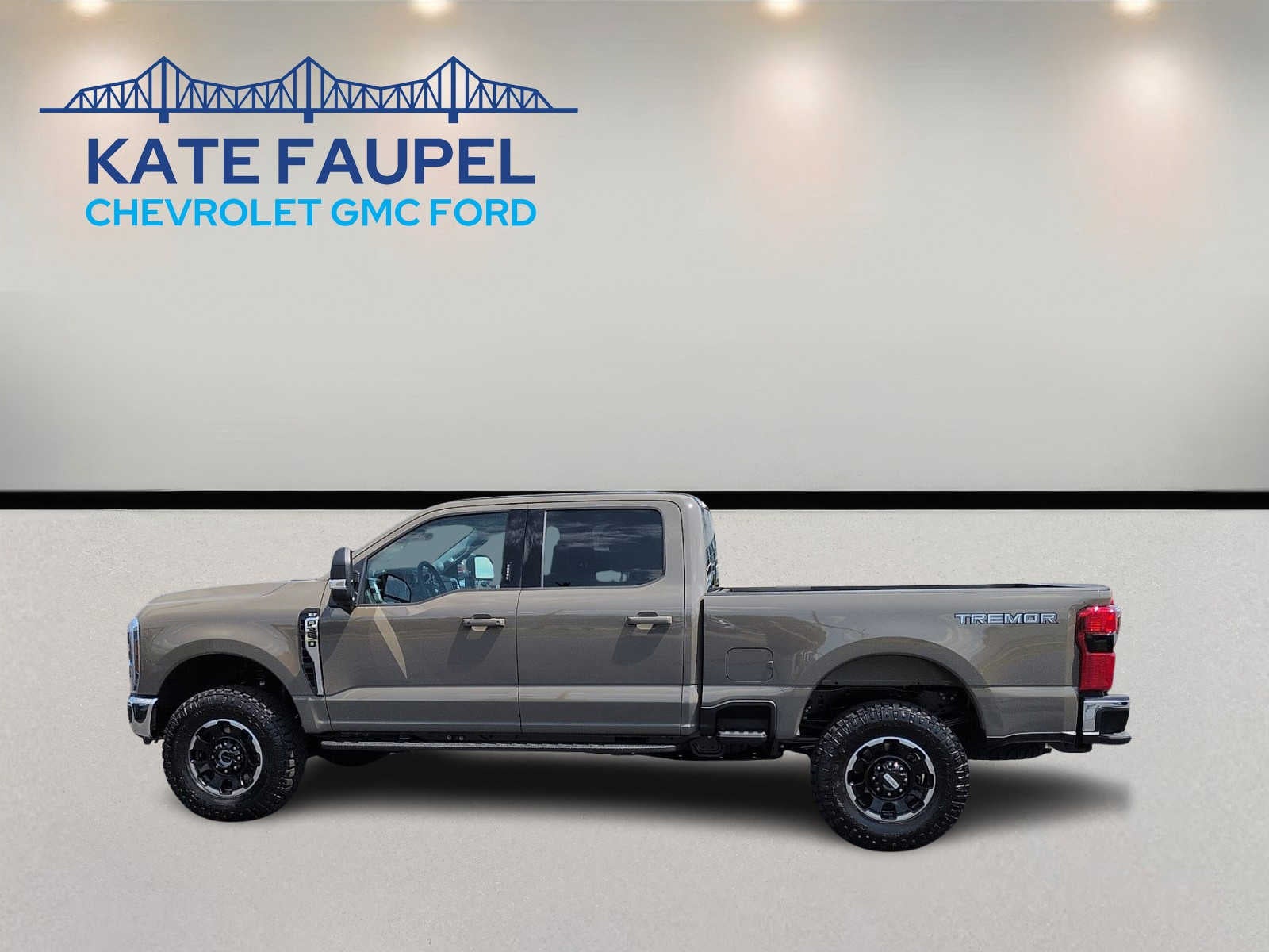 2026 Ford Super Duty F-350 SRW XLT