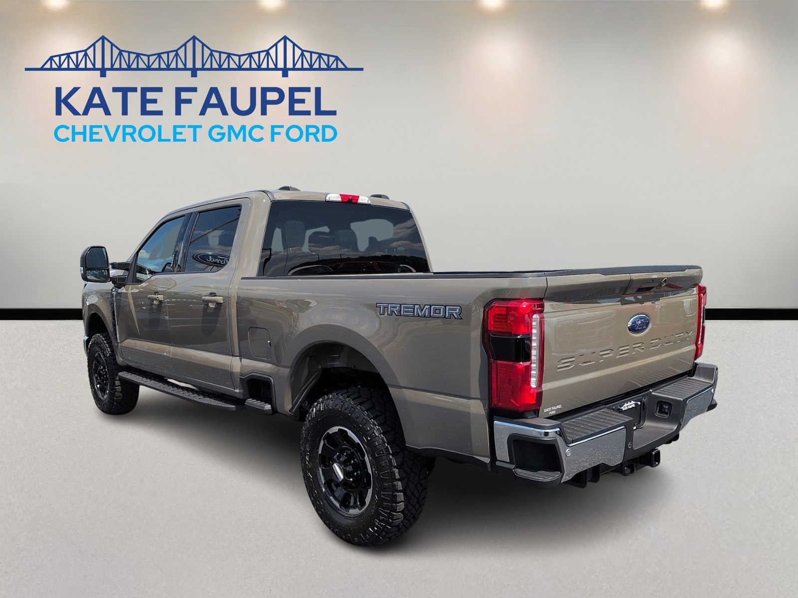 2026 Ford Super Duty F-350 SRW XLT