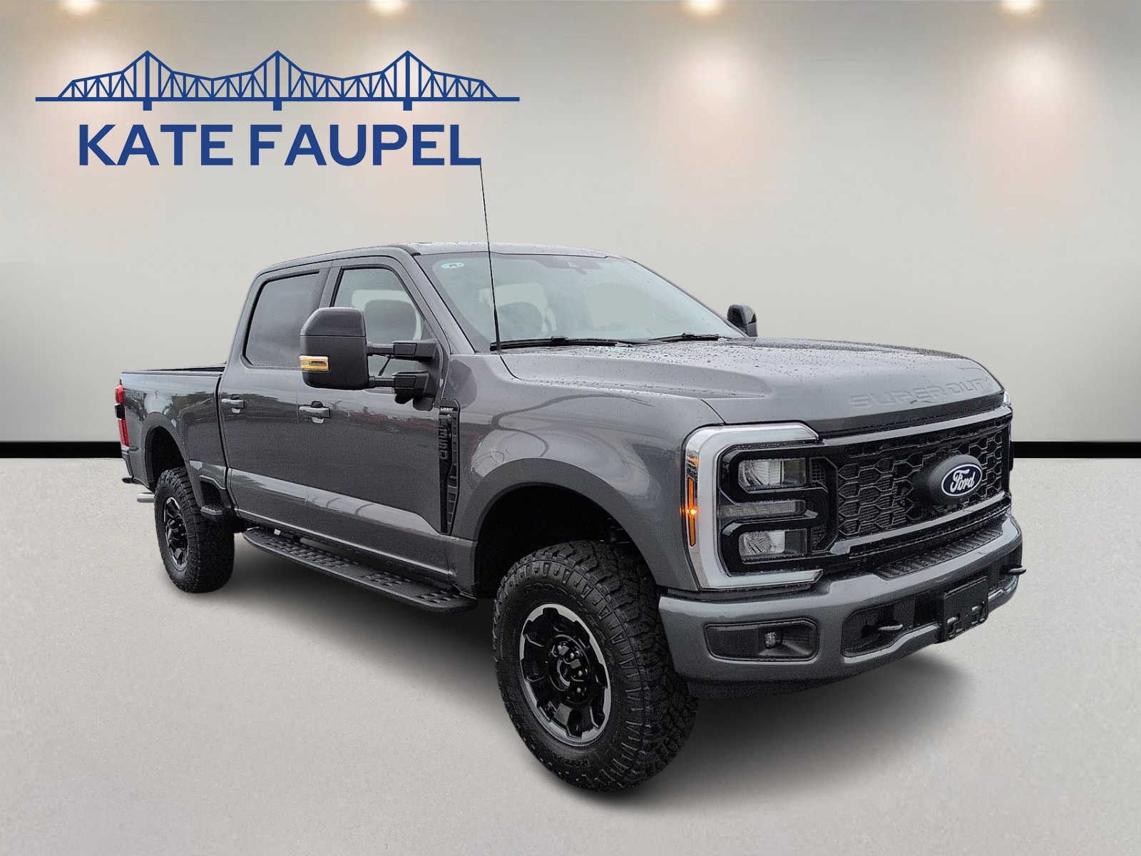 2027 Ford Super Duty F-350 SRW LARIAT