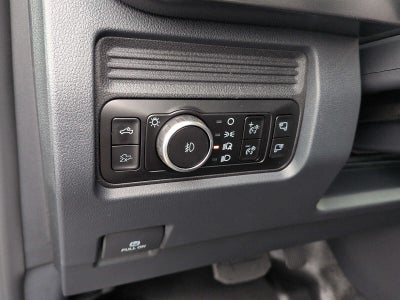 2027 Ford Super Duty F-350 SRW LARIAT
