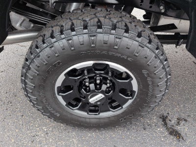 2027 Ford Super Duty F-350 SRW LARIAT