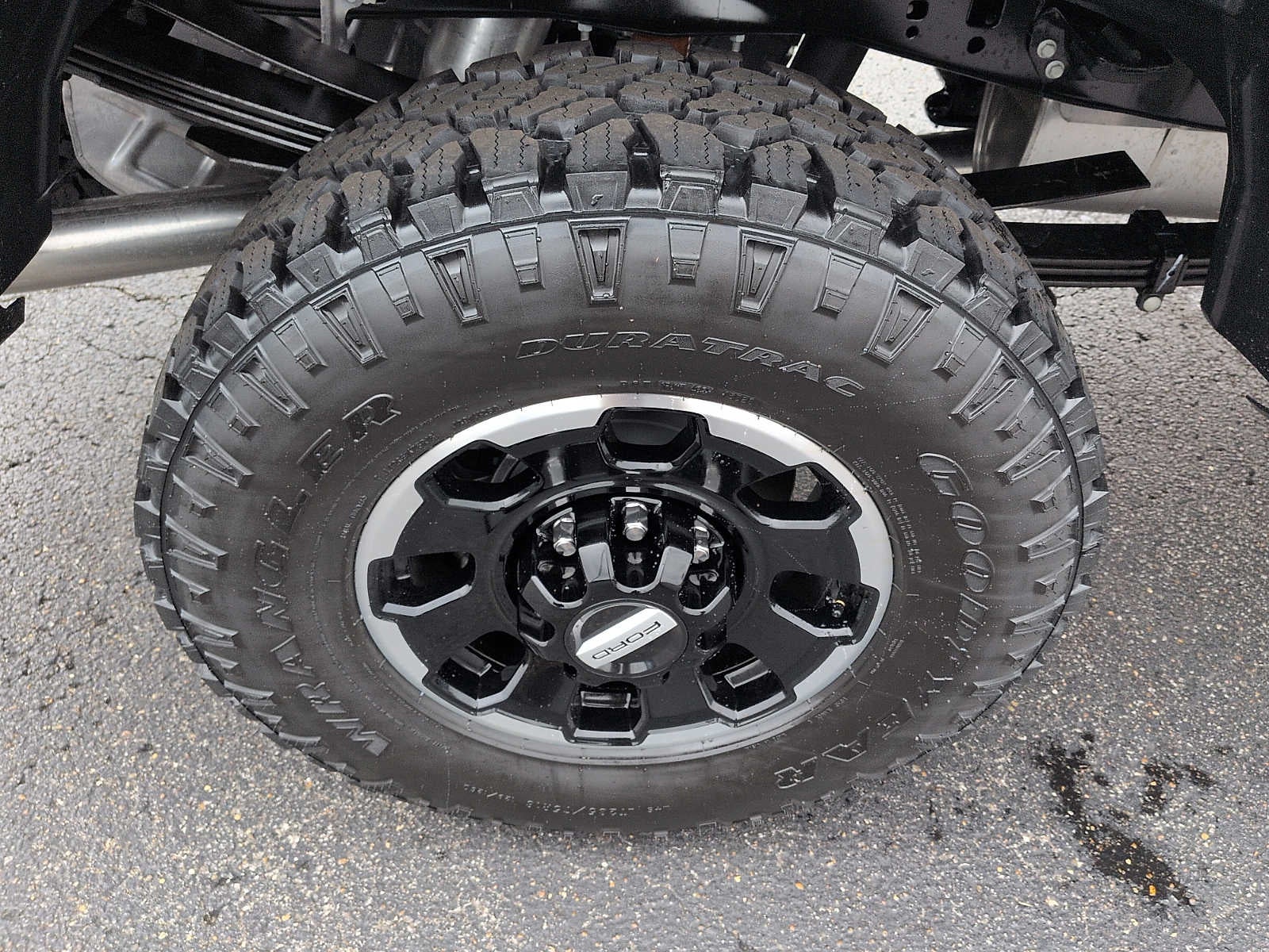 2027 Ford Super Duty F-350 SRW LARIAT