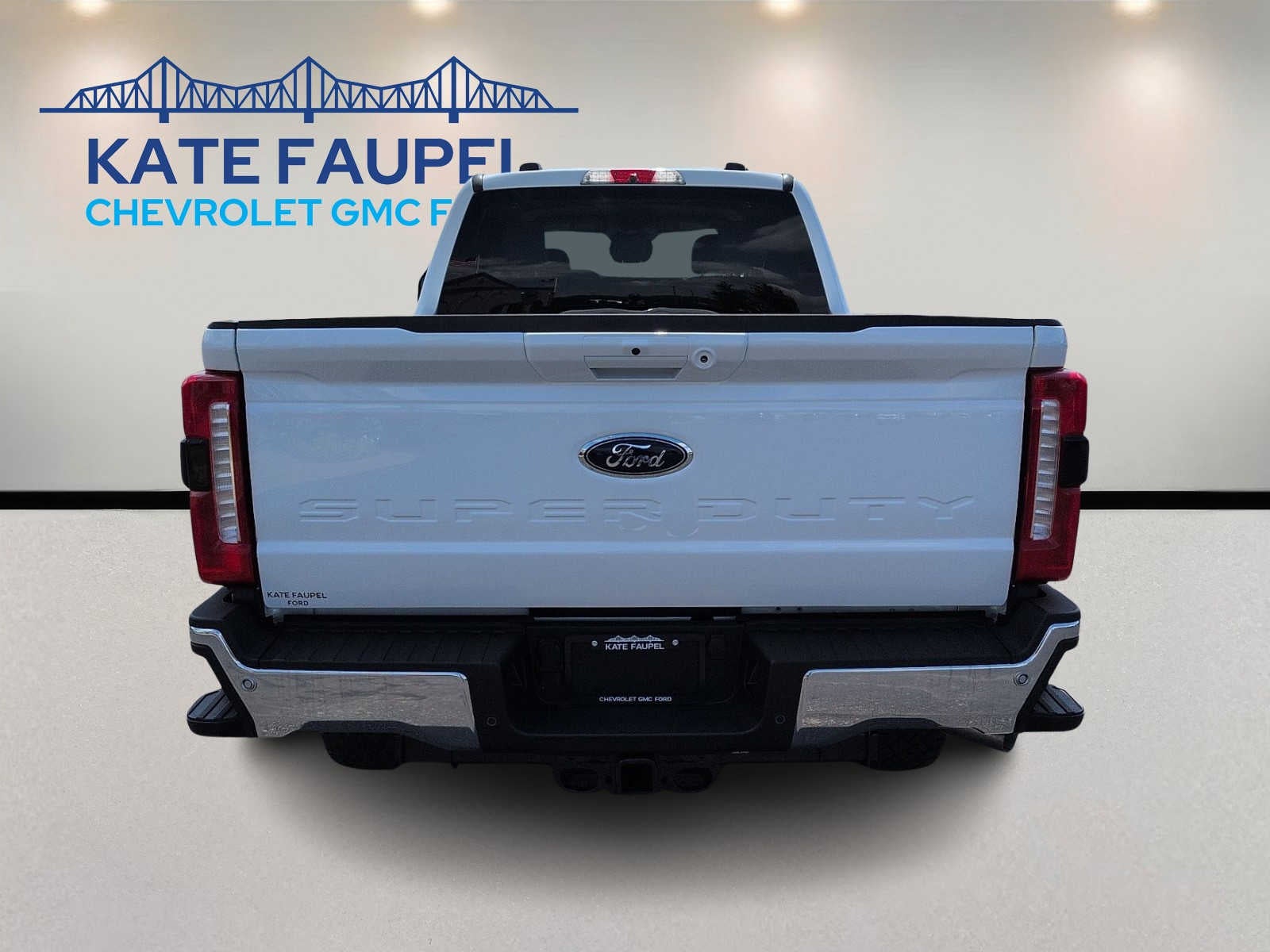2026 Ford Super Duty F-350 SRW F-350® XLT