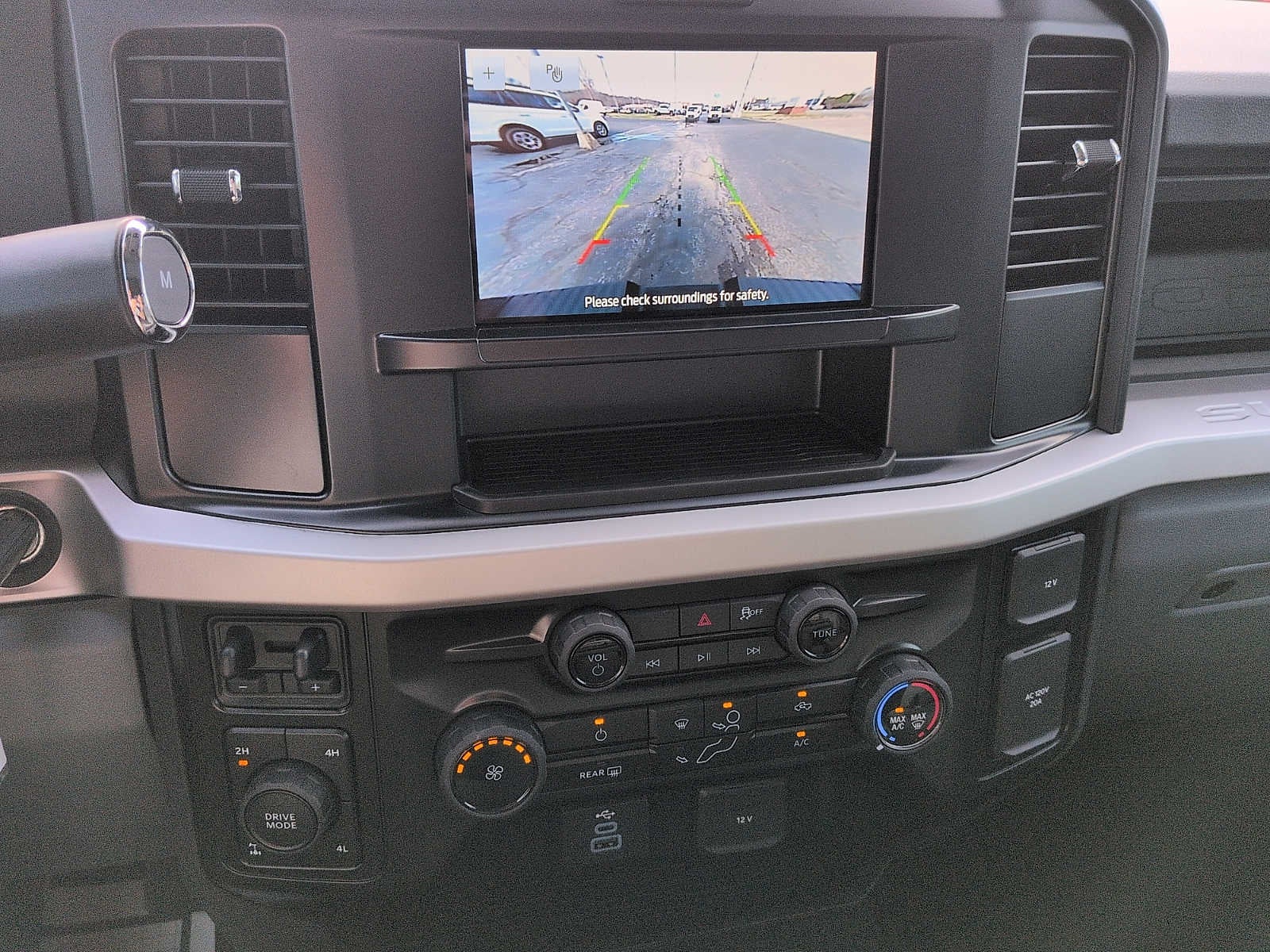 2026 Ford Super Duty F-350 SRW XL