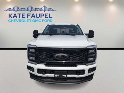 2026 Ford Super Duty F-350 SRW LARIAT
