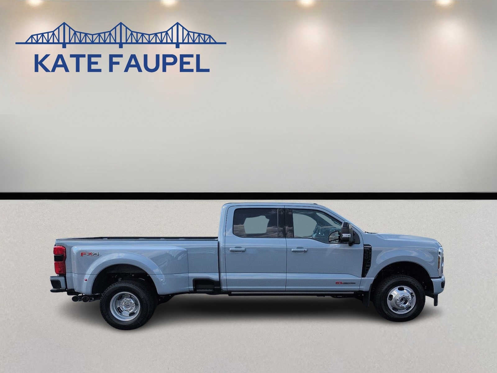 2026 Ford Super Duty F-350 DRW Pickup Platinum