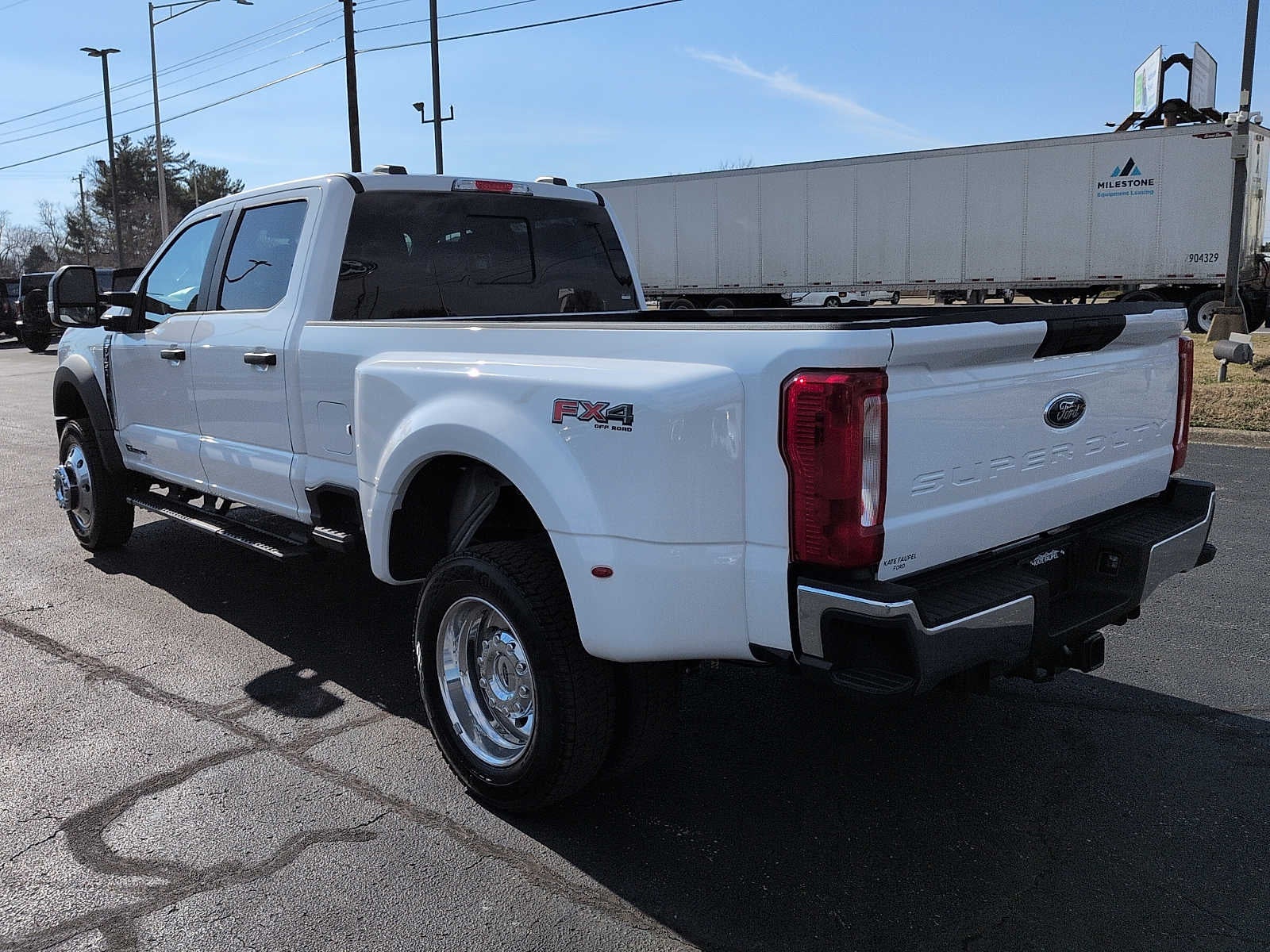 2026 Ford Super Duty F-450 DRW XL