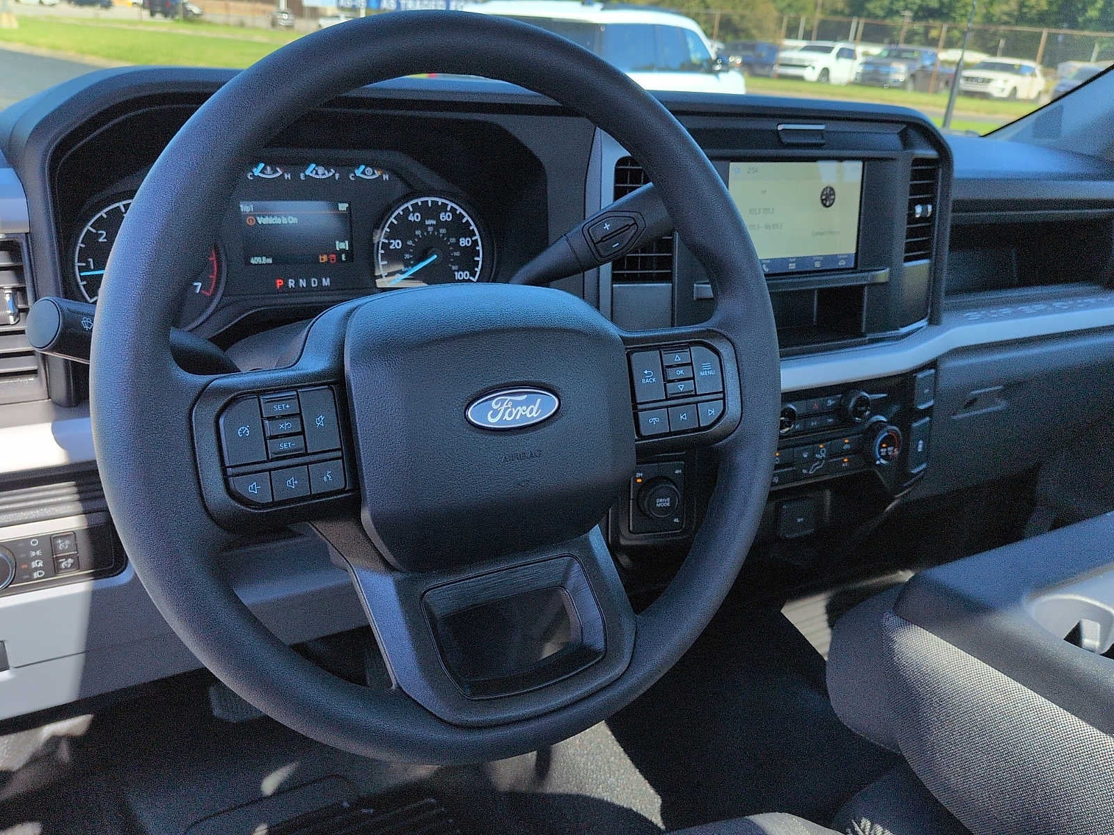 2027 Ford Super Duty F-250 SRW XL