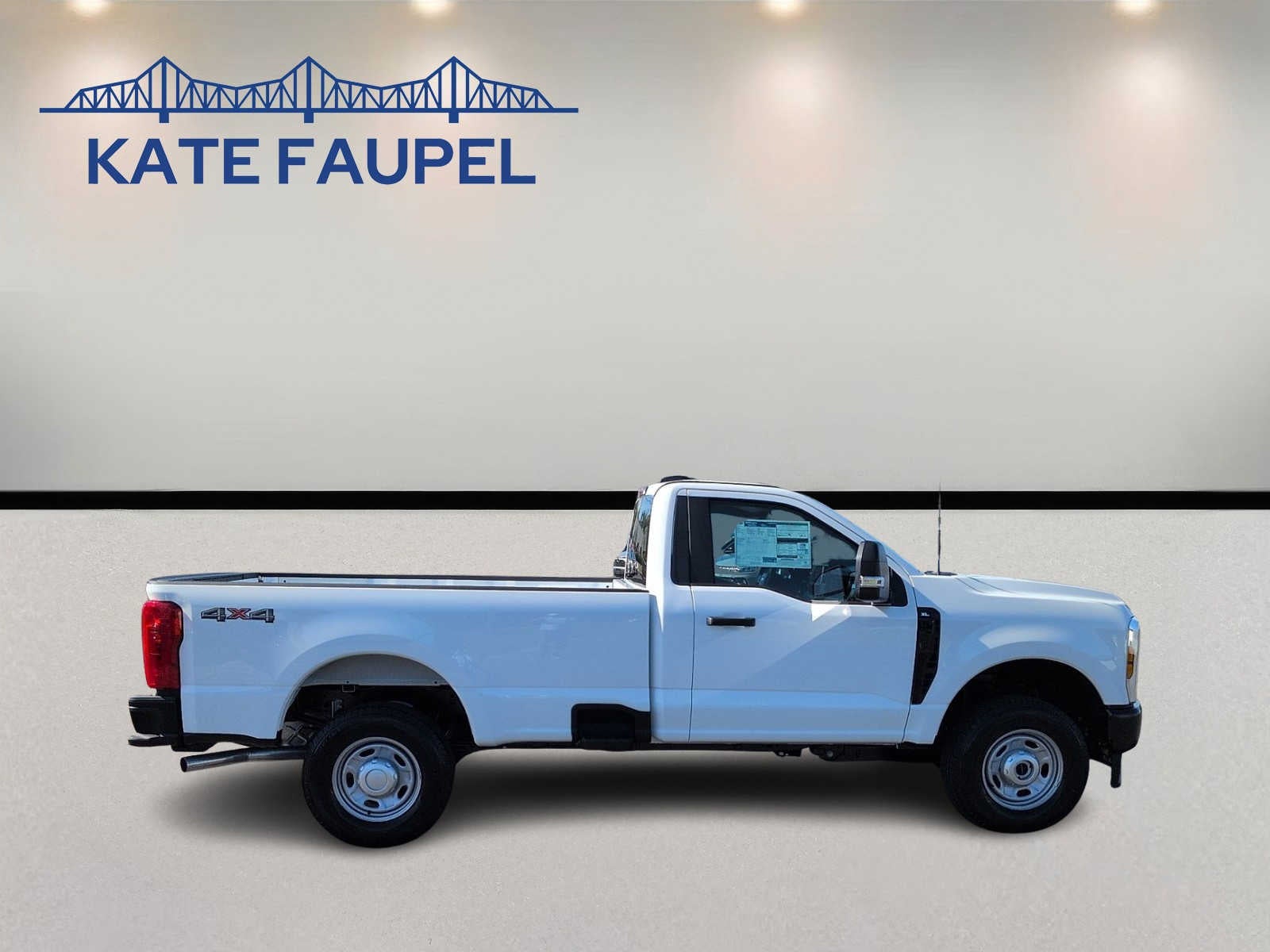 2027 Ford Super Duty F-250 SRW XL