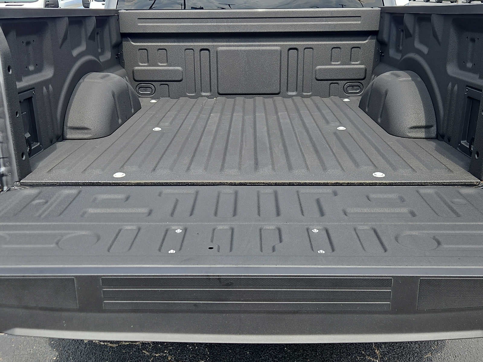 2026 Ford F-150 XLT - Photo 9
