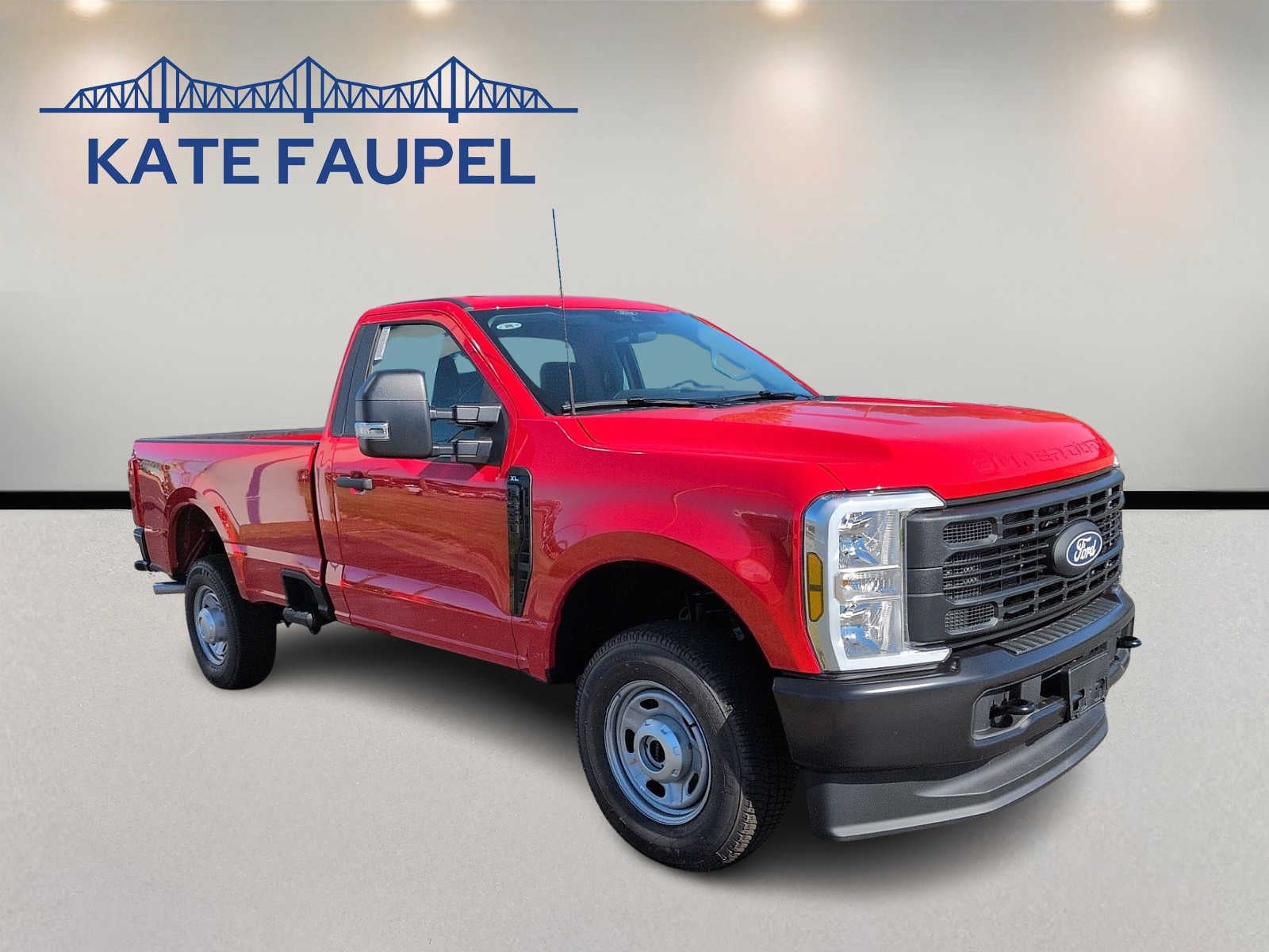 2027 Ford Super Duty F-350 SRW XL