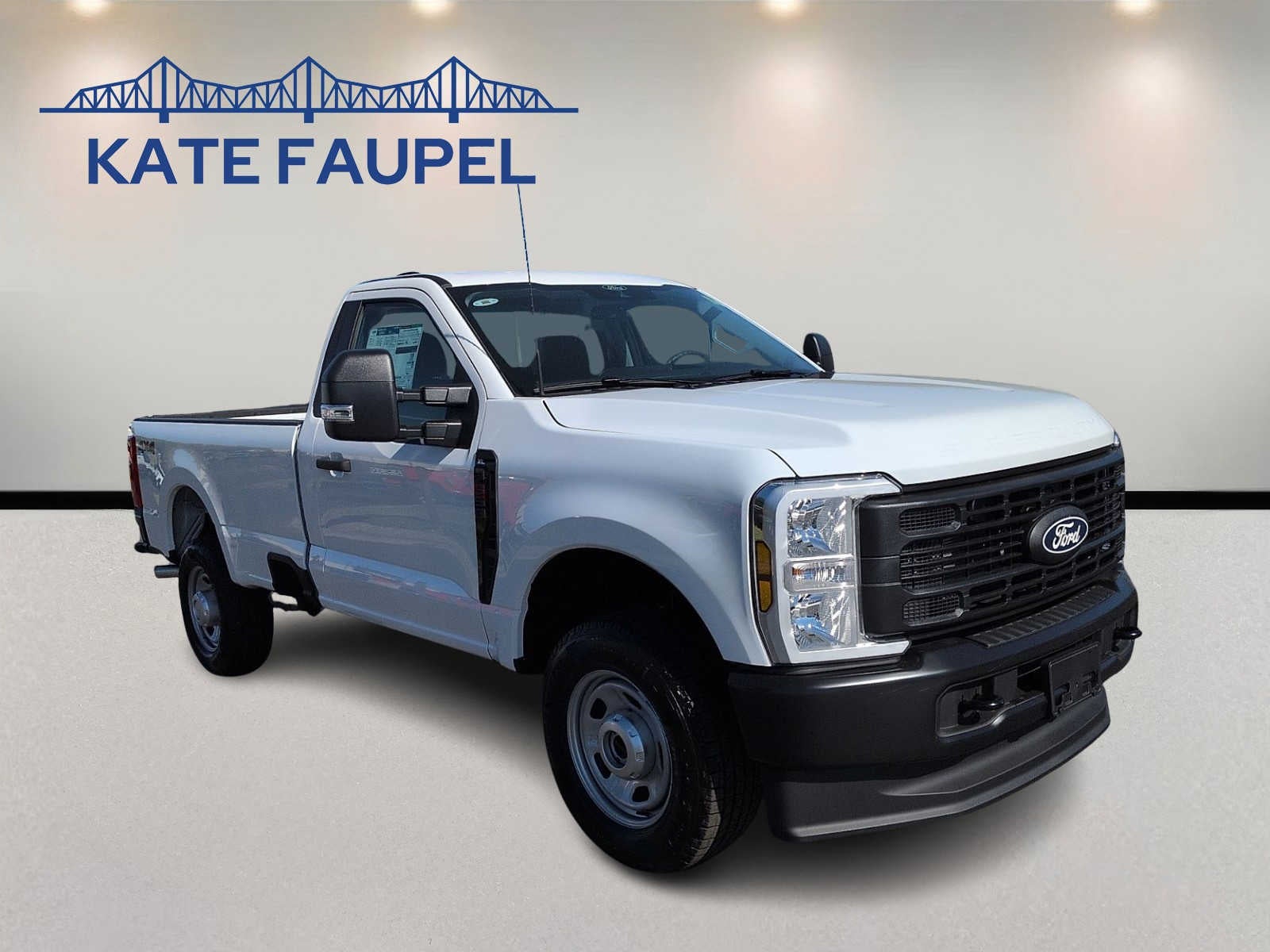 2027 Ford Super Duty F-350 SRW XL