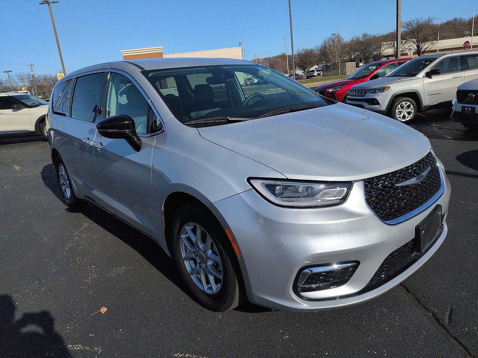 2024 Chrysler Pacifica Touring L