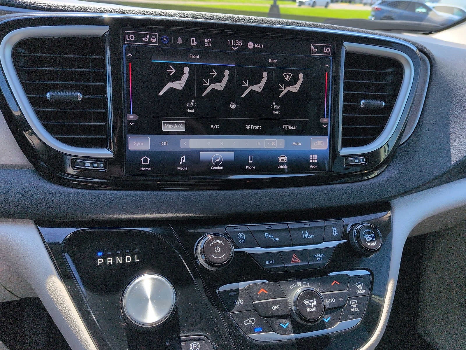 2024 Chrysler Pacifica Touring L