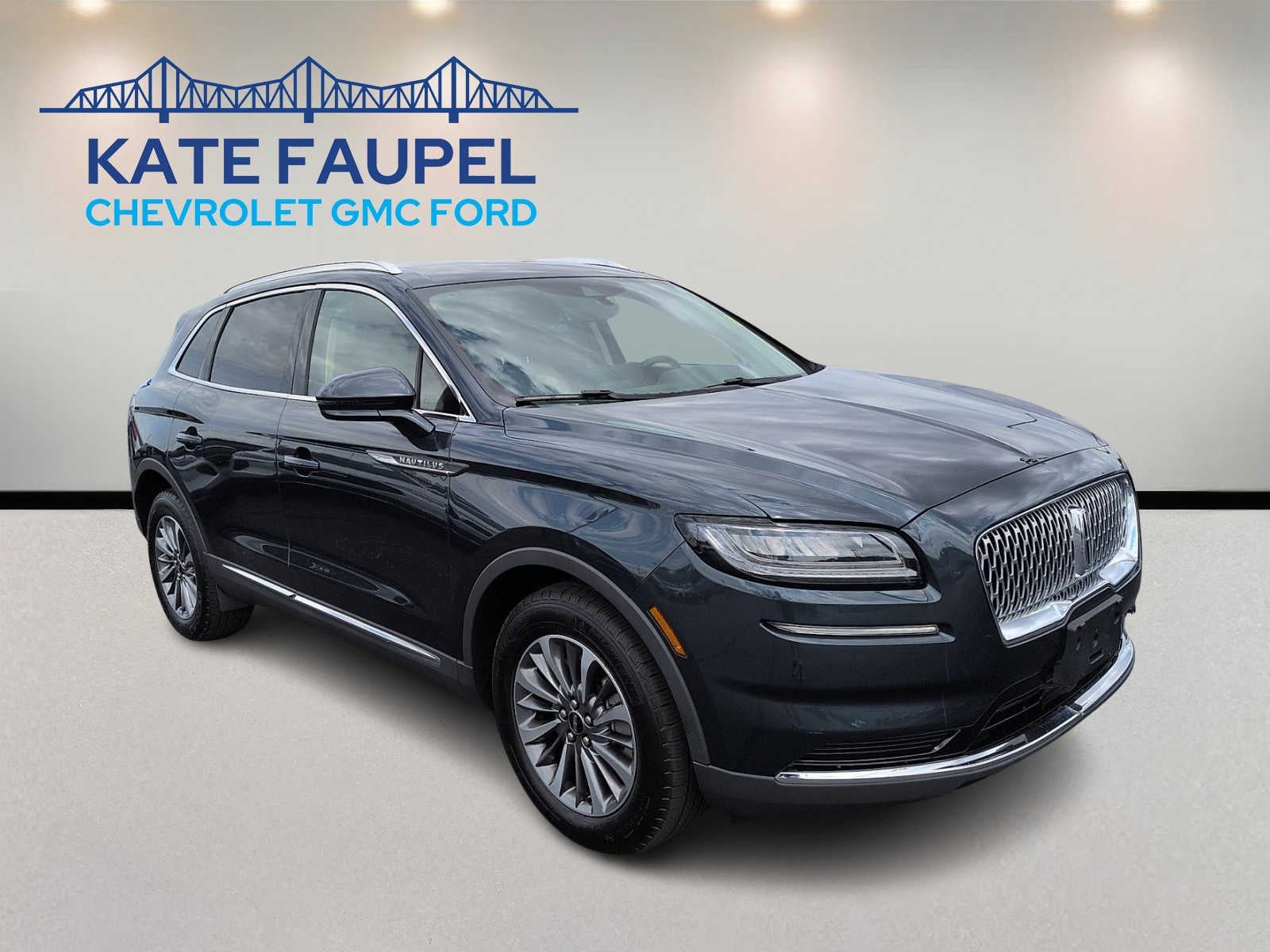 2023 Lincoln Nautilus AWD's photo