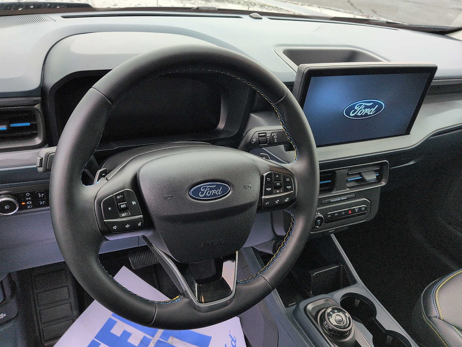 2025 Ford Maverick Lobo Standard