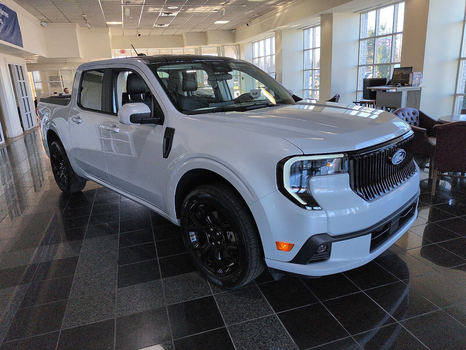 2026 Ford Maverick Lobo Standard