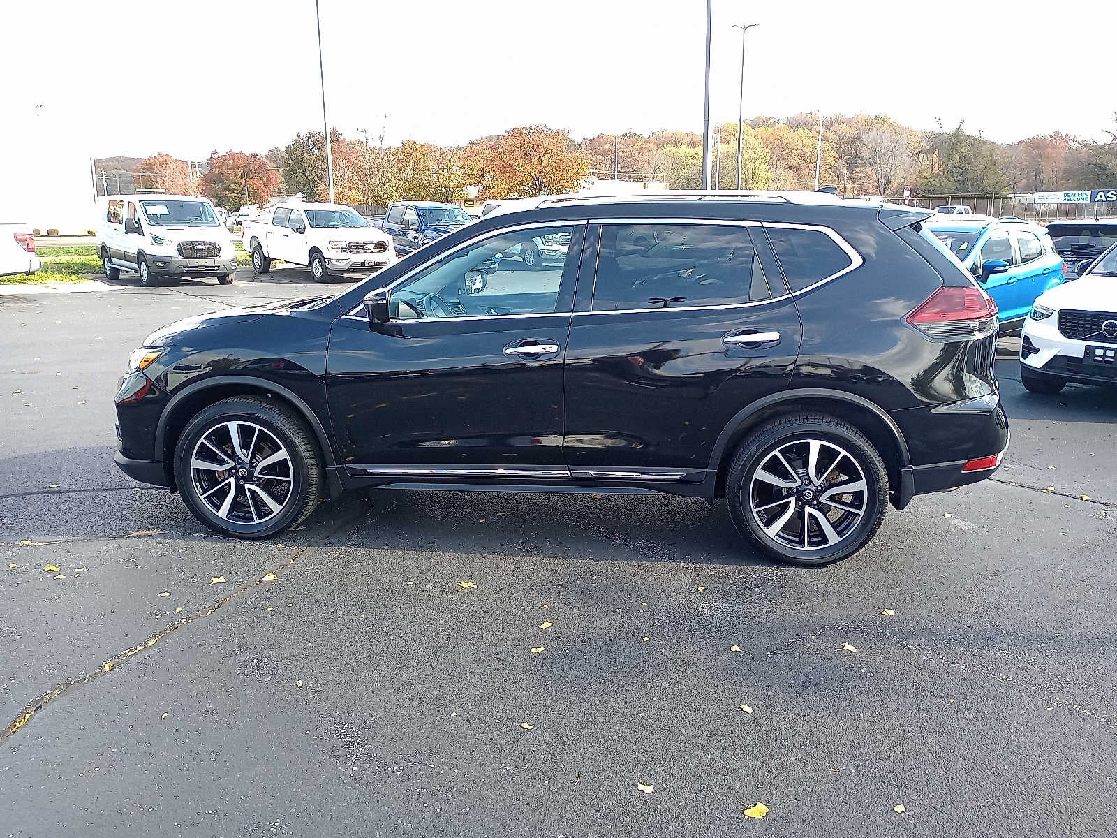 2020 Nissan Rogue SV