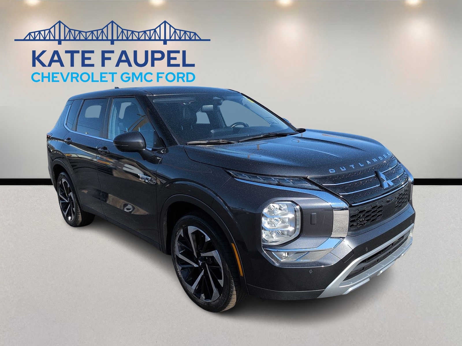 2024 Mitsubishi Outlander Plug-In Hybrid SE