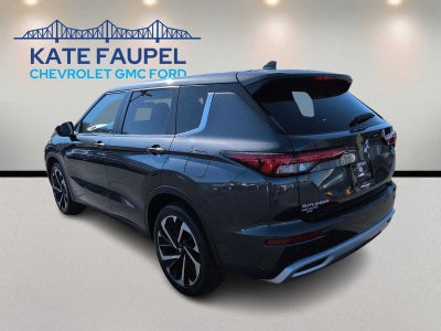 2024 Mitsubishi Outlander Plug-In Hybrid SE