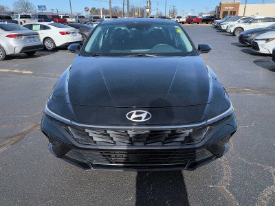 2025 Hyundai Elantra SEL Convenience