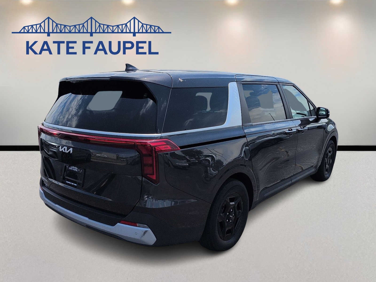 2025 Kia Carnival LXS