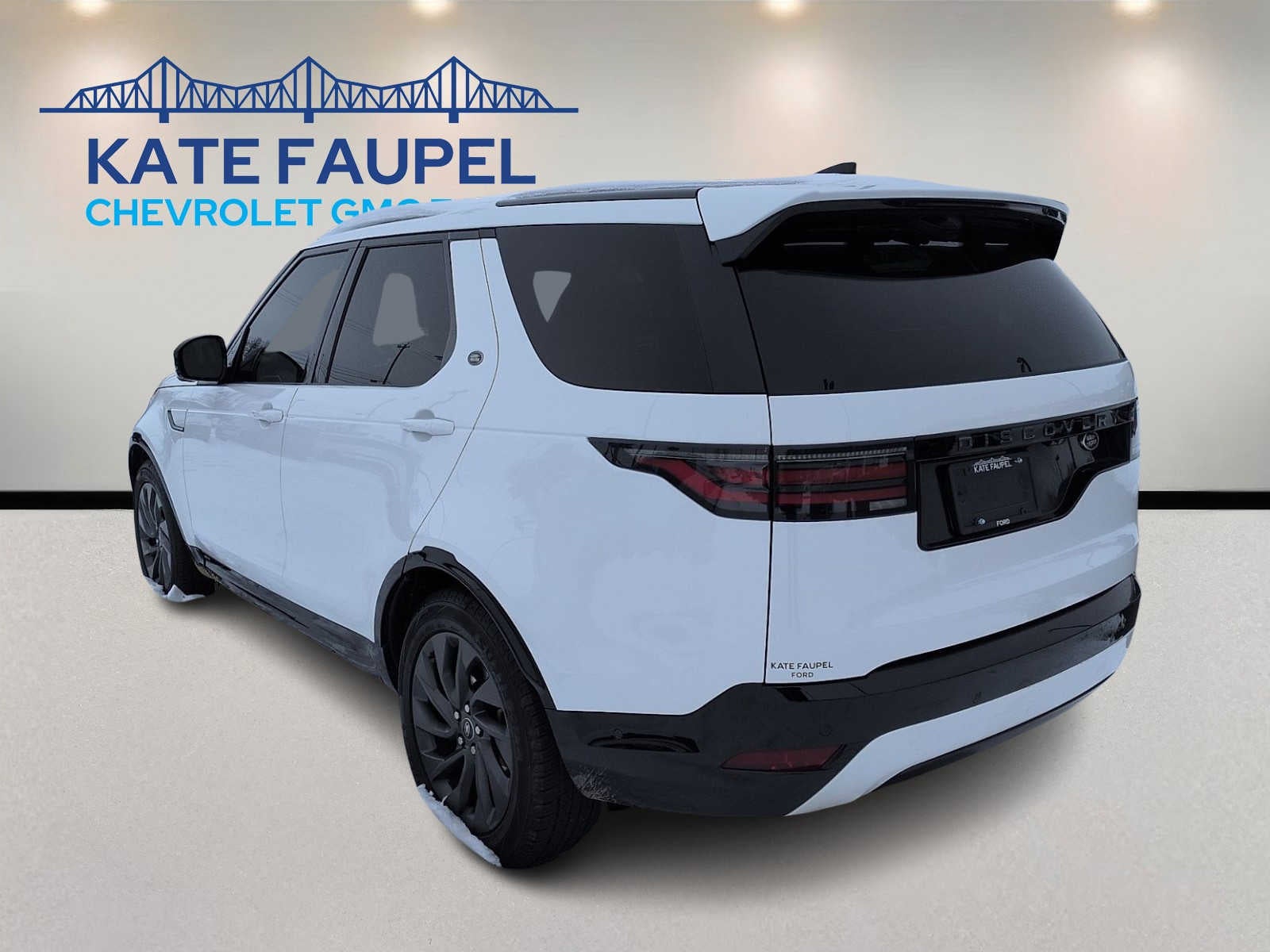 2022 Land Rover Discovery S R-Dynamic